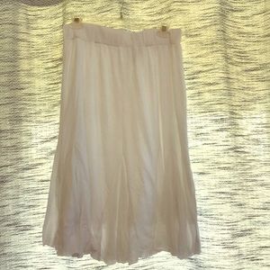 White Comfy USA brand white skirt